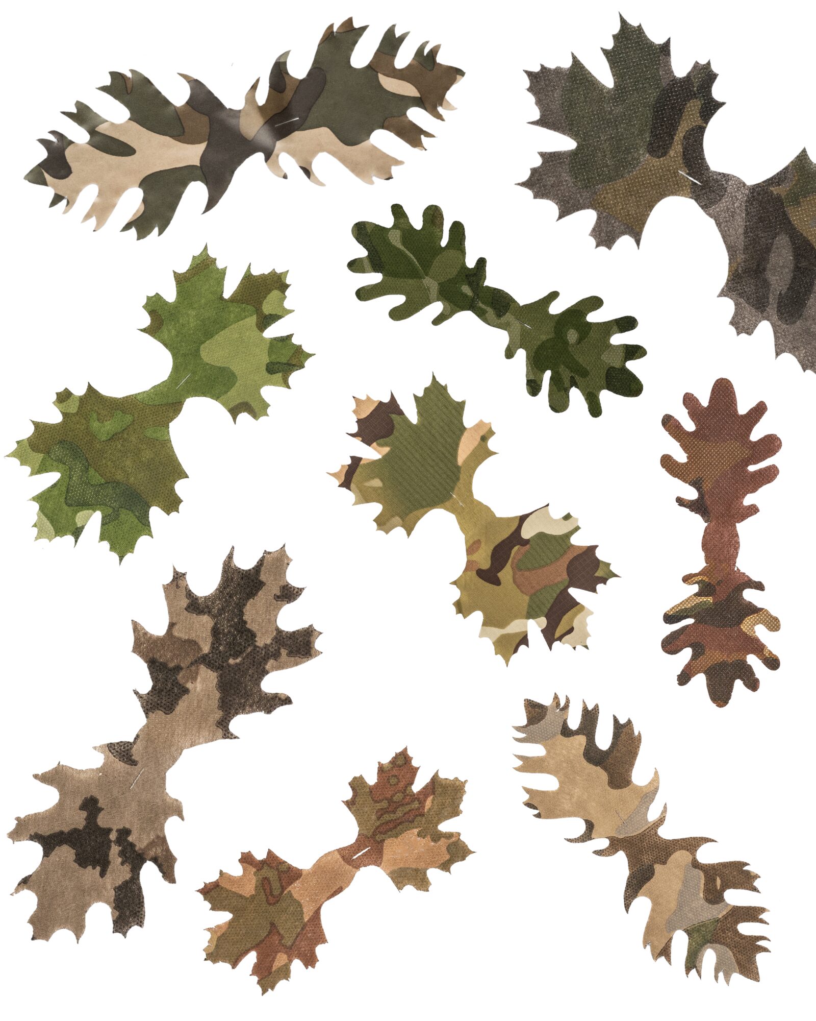 3D artificial leaves for additional camouflage
